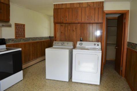 16 Meadow Street Bridgton ME 04009