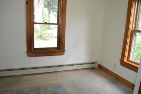 16 Meadow Street Bridgton ME 04009