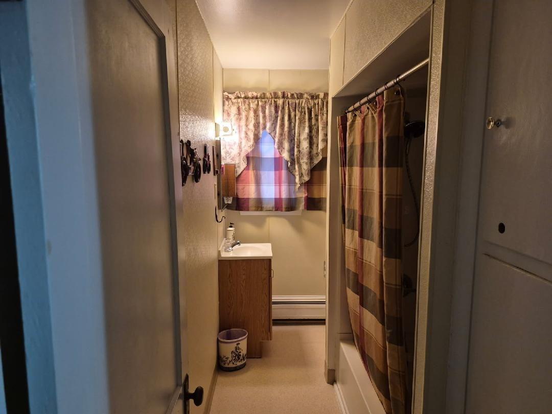 170 Ash Street Lewiston ME 04240