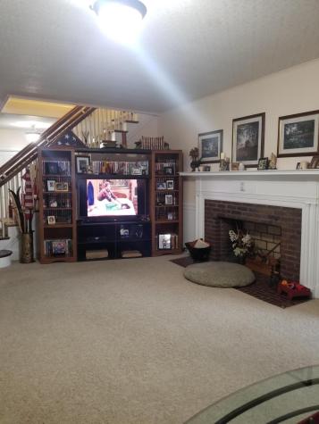 170 Ash Street Lewiston ME 04240