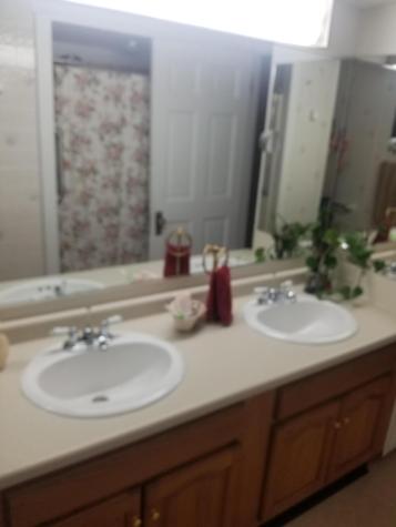 170 Ash Street Lewiston ME 04240