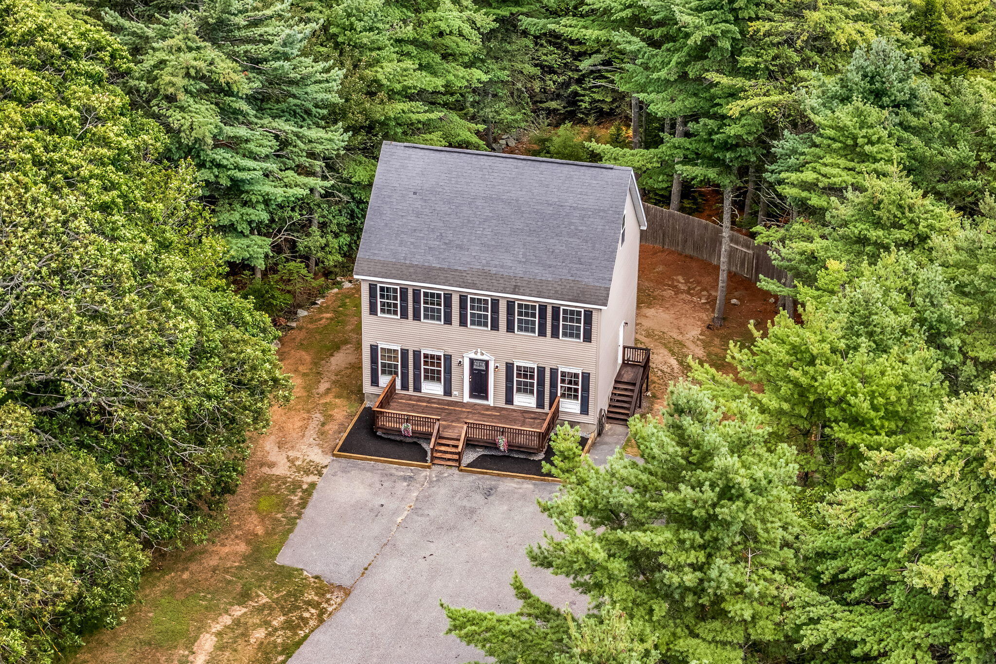 25 North End Road Georgetown ME 04548