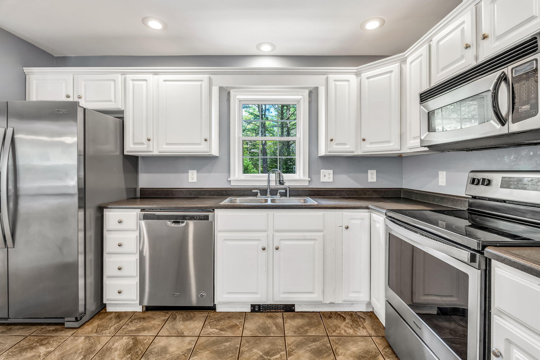 25 North End Road Georgetown ME 04548