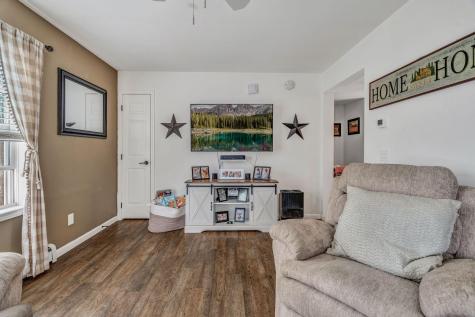 16 Death Valley Road Minot ME 04258