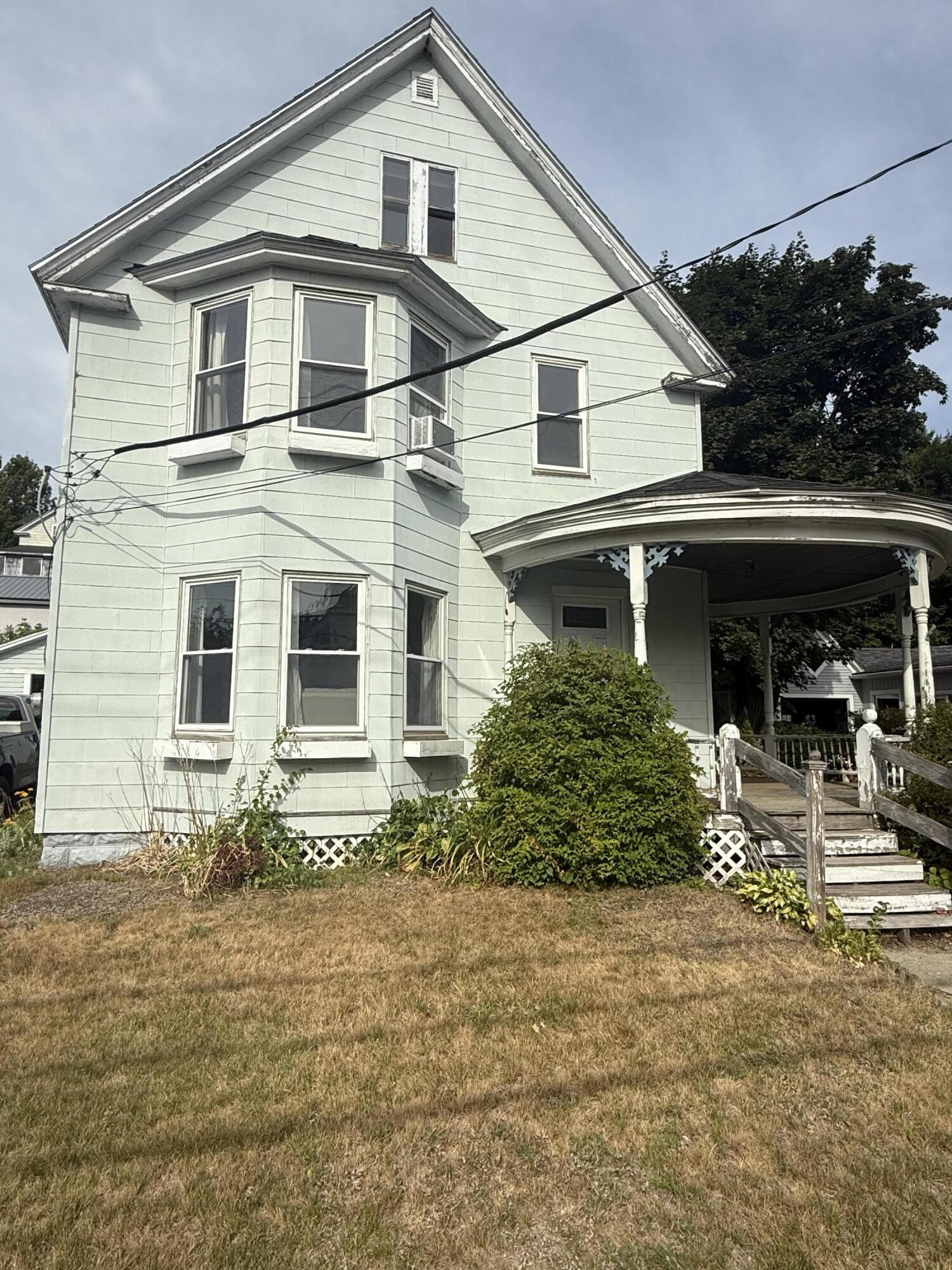 304 Katahdin Avenue Millinocket ME 04462