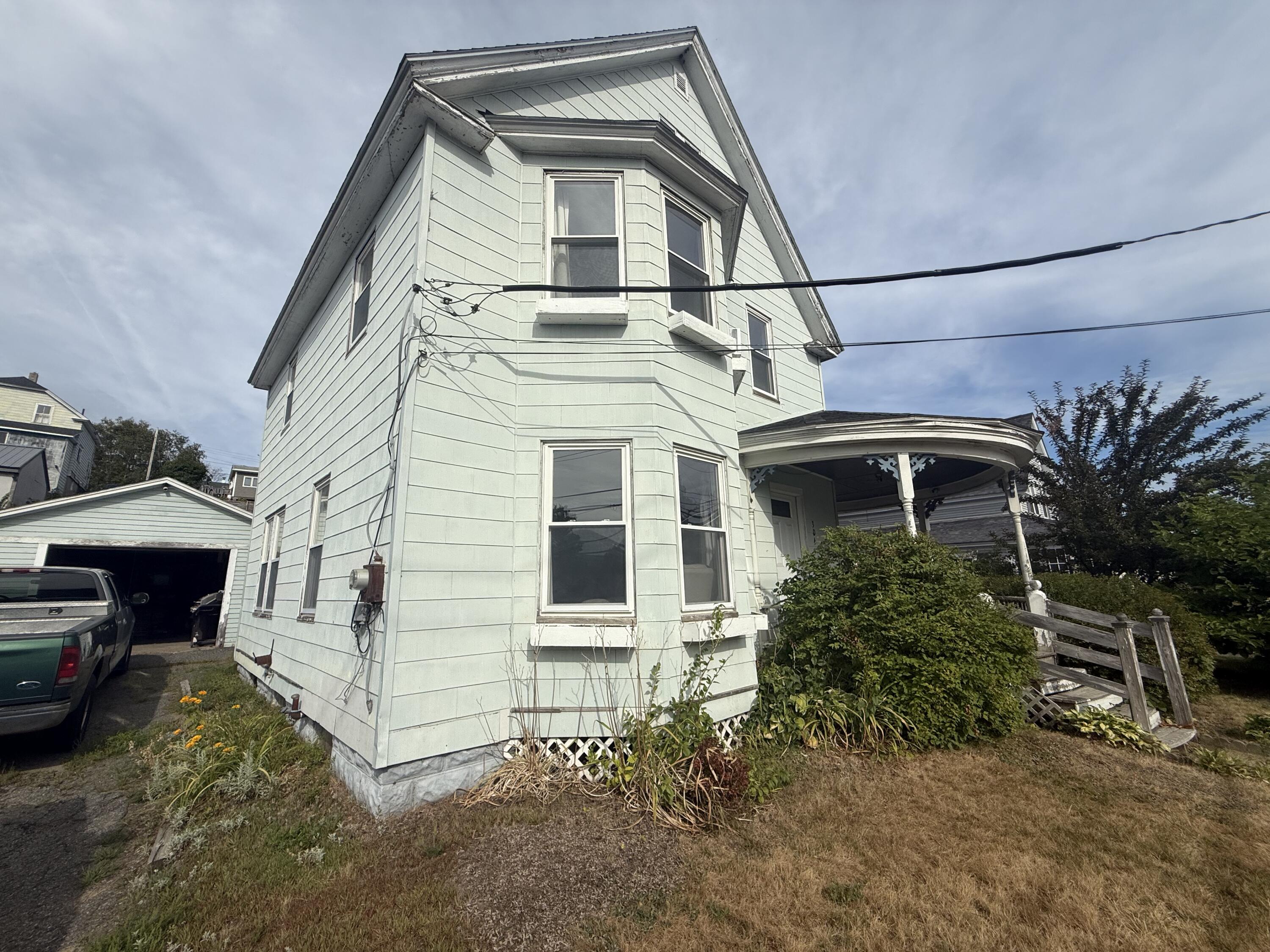 304 Katahdin Avenue Millinocket ME 04462