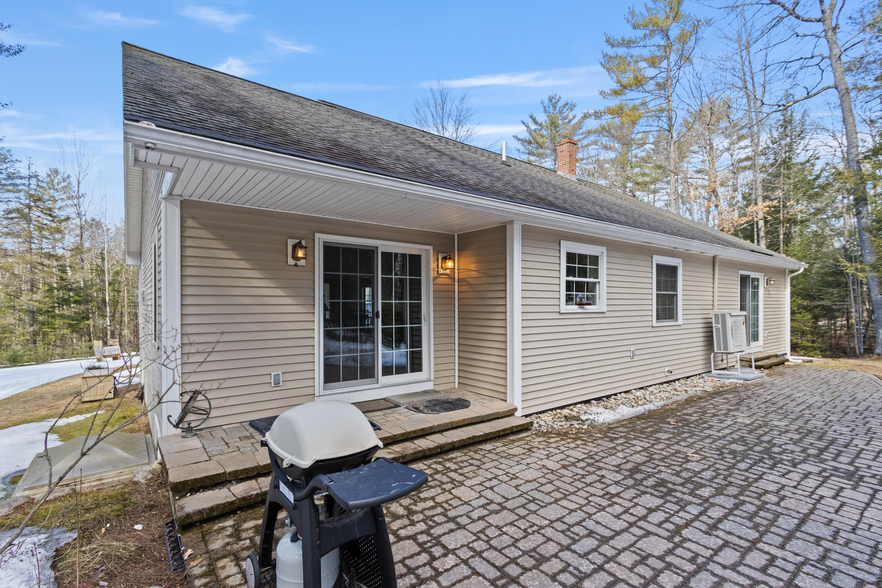 11 Merrill Drive Harrison ME 04040
