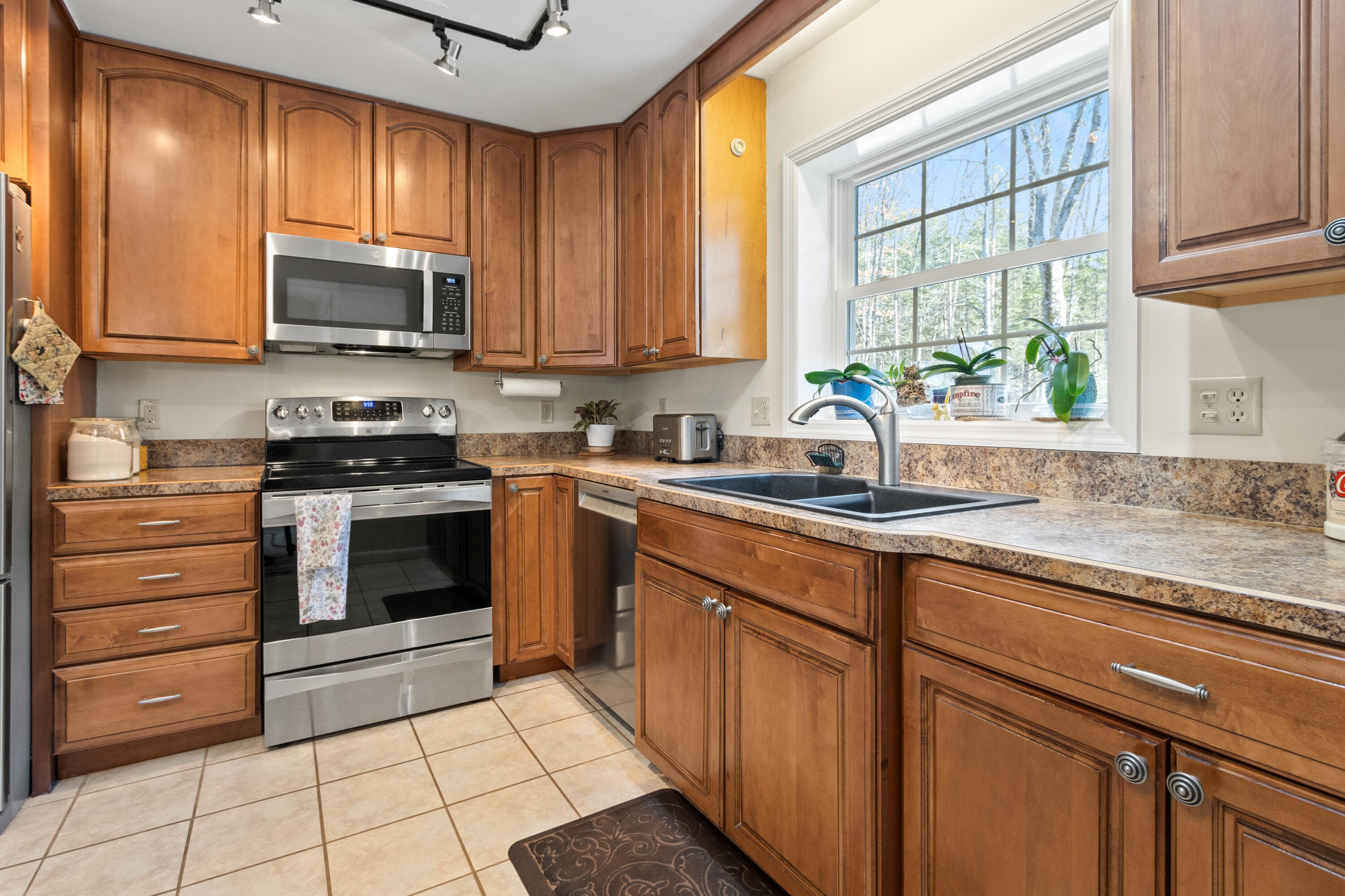 11 Merrill Drive Harrison ME 04040