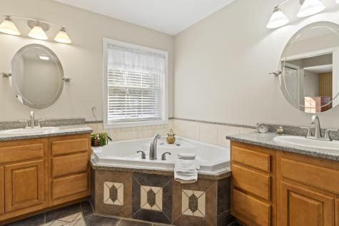 11 Merrill Drive Harrison ME 04040