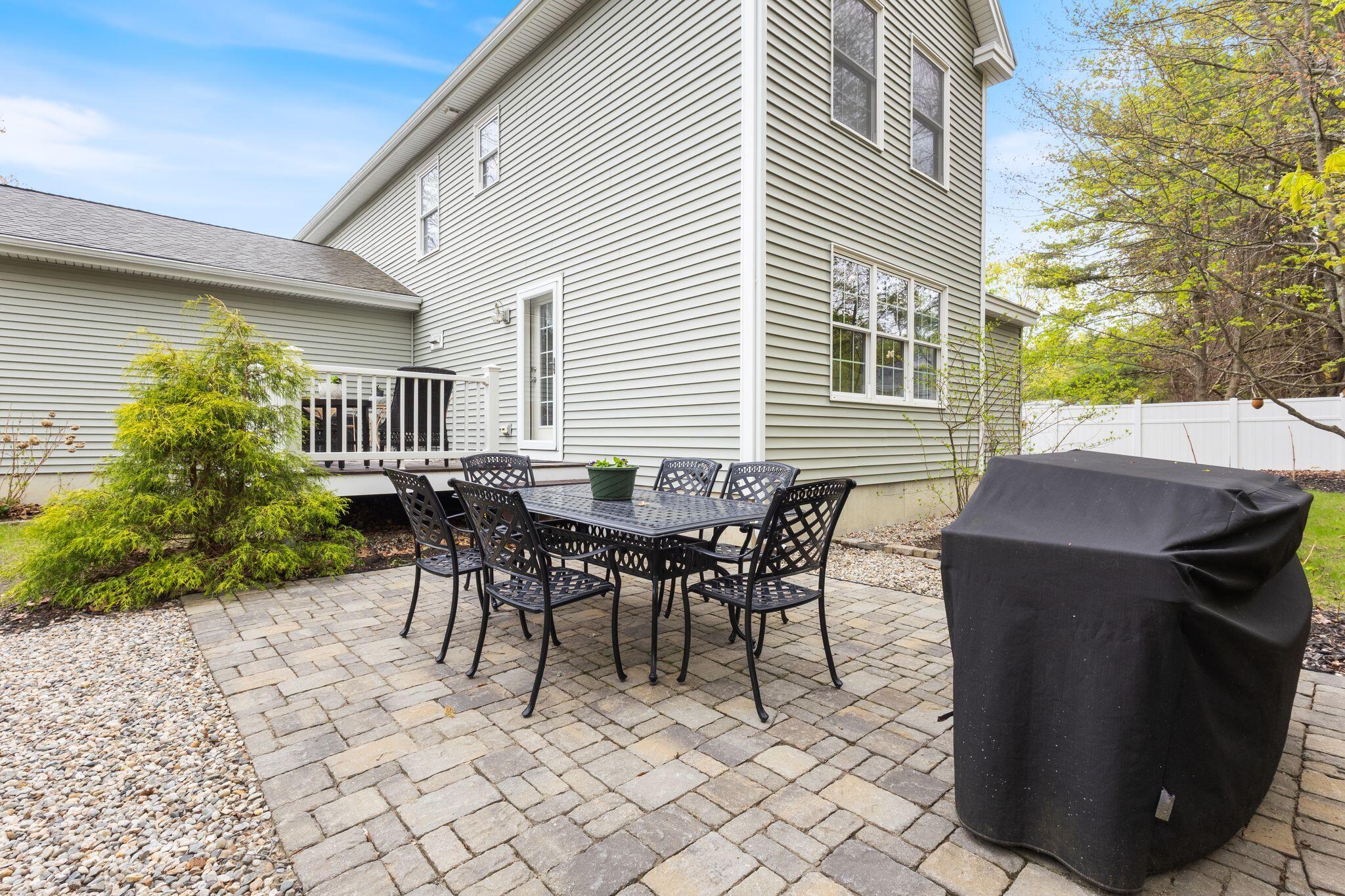 2 Douglas Road Scarborough ME 04074