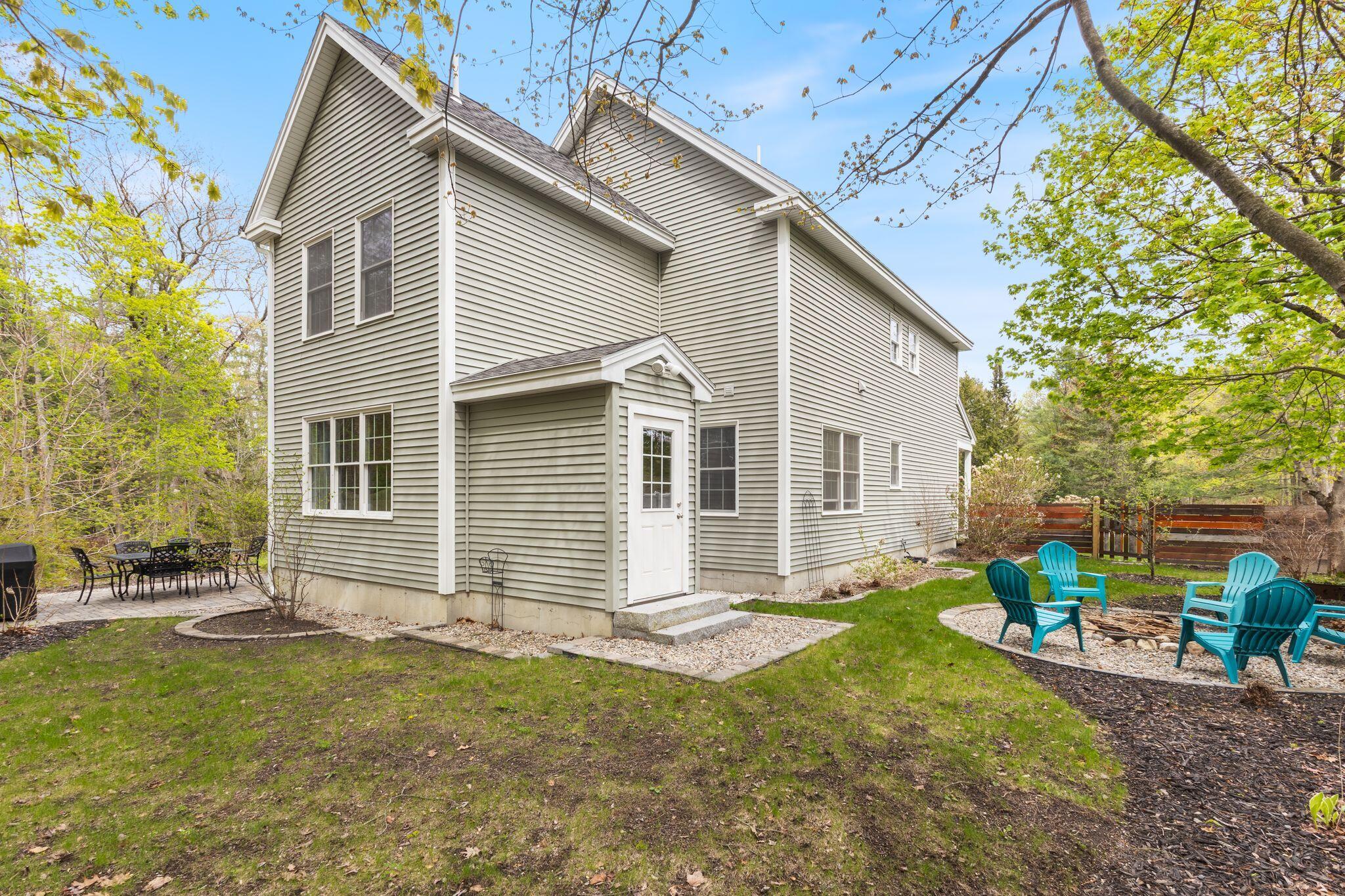 2 Douglas Road Scarborough ME 04074