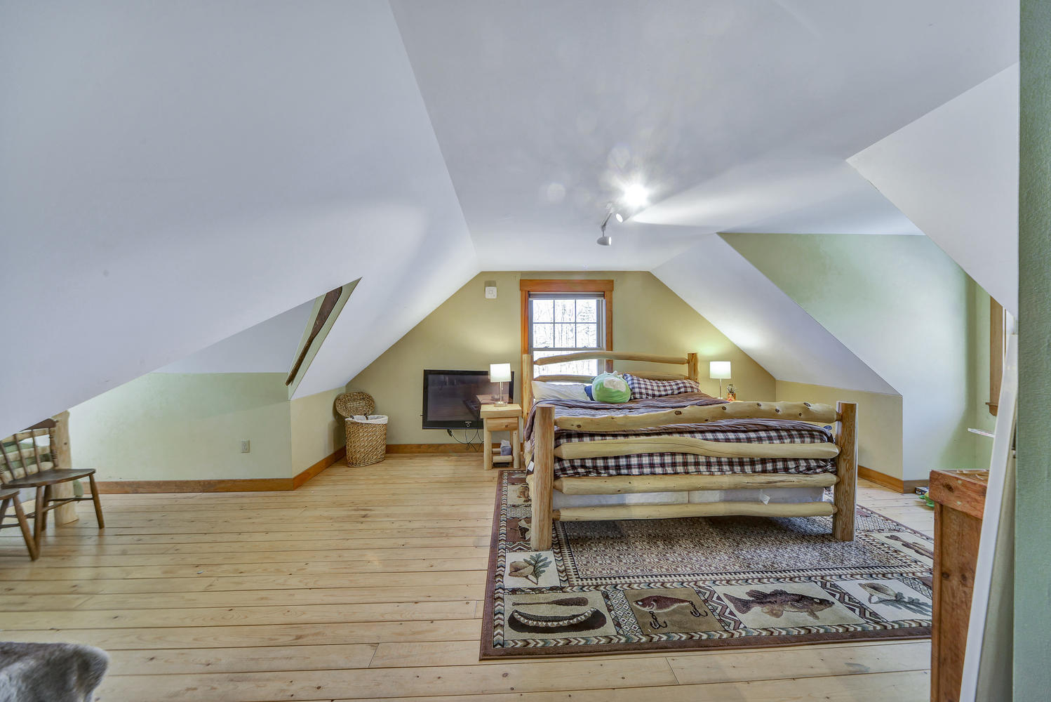 73 Garland Lane West Gardiner ME 04345