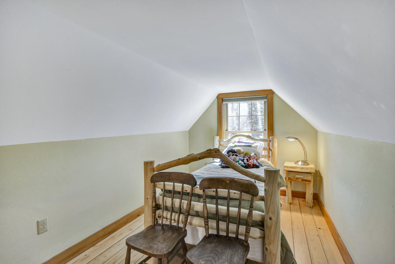 73 Garland Lane West Gardiner ME 04345