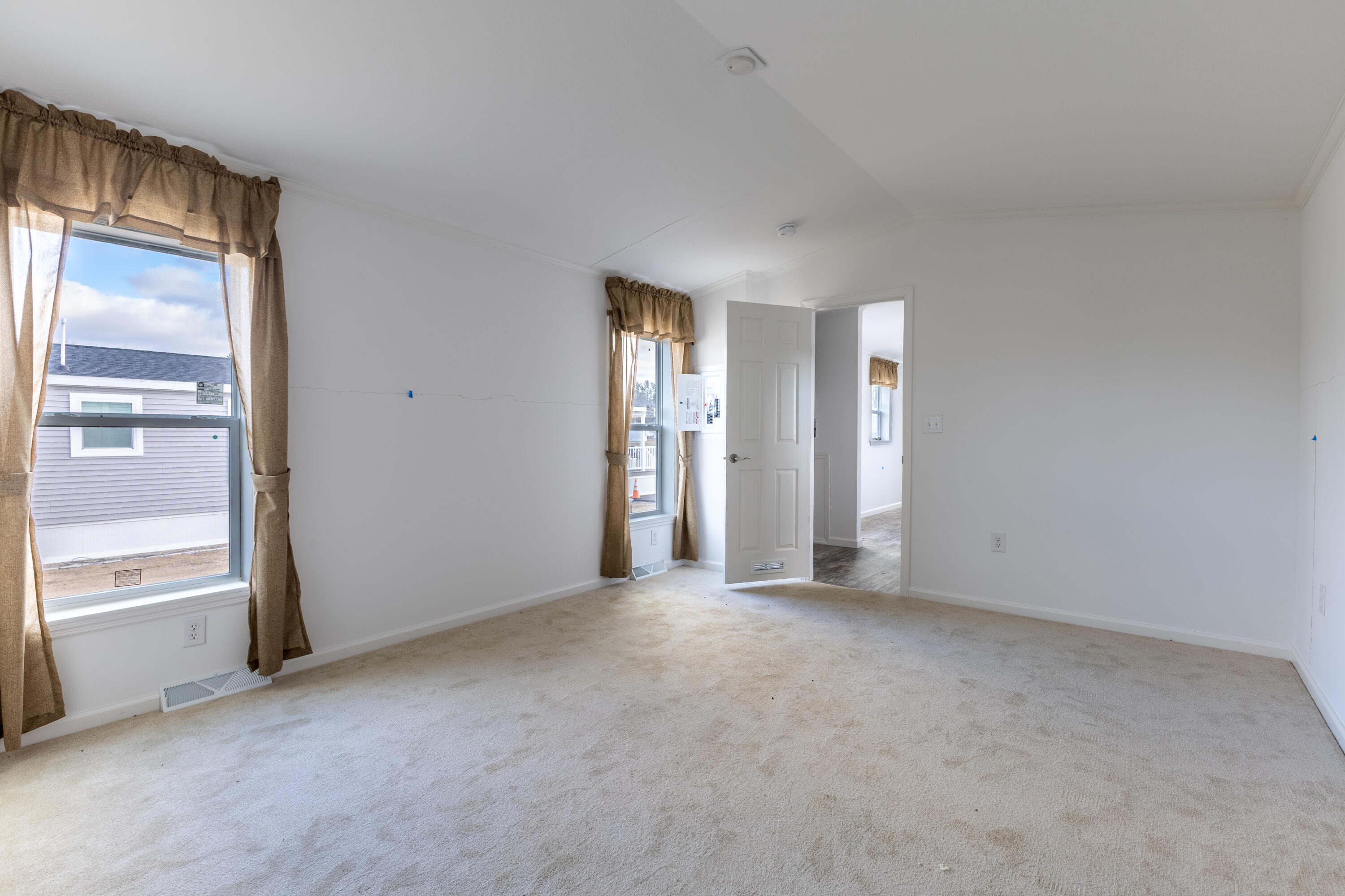 14 Eagles Nest Hancock ME 04640