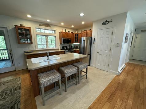 18 Cottagewood Lane Kennebunk ME 04043