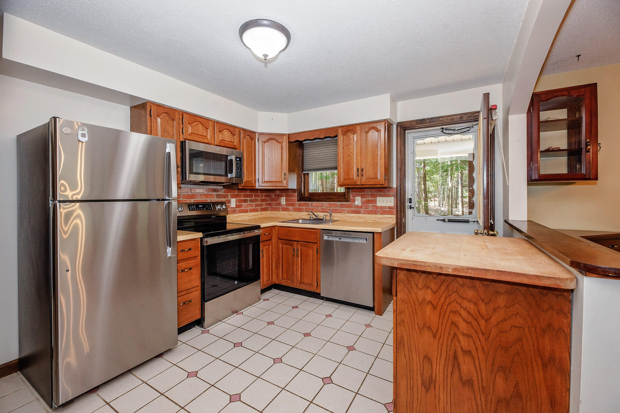 18 Briggs Lane Livermore ME 04253