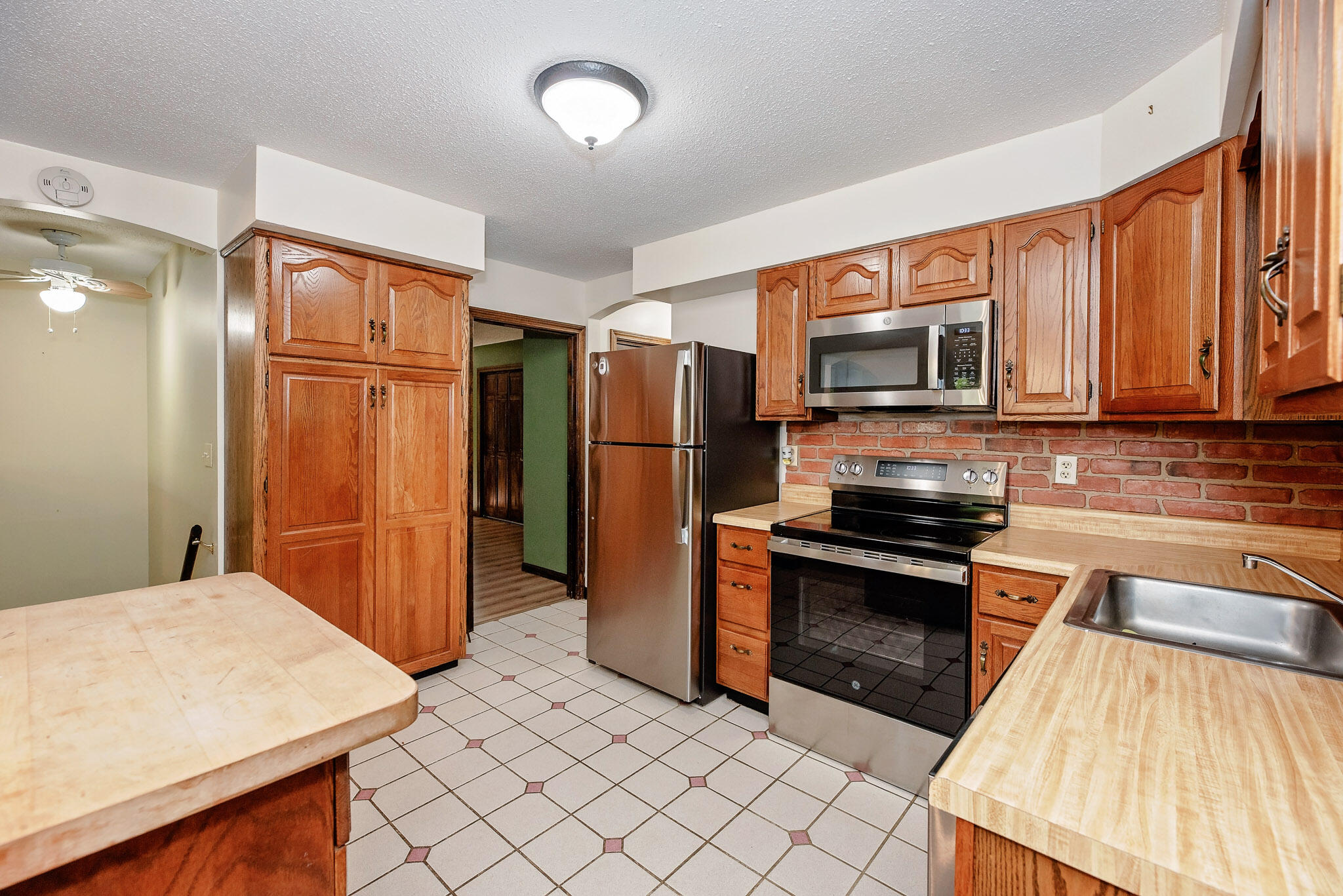18 Briggs Lane Livermore ME 04253