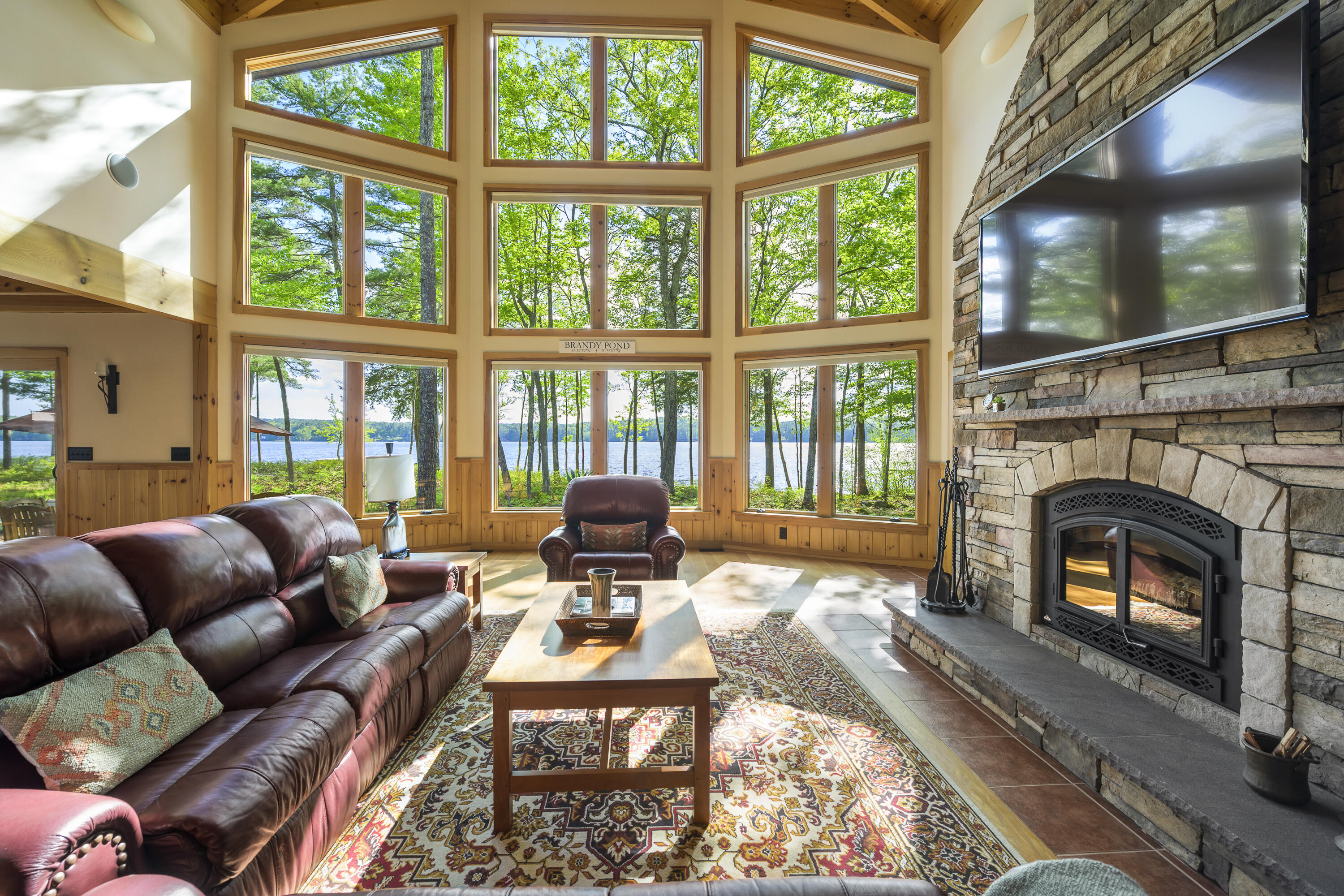 75 Scenic View Drive Naples ME 04055
