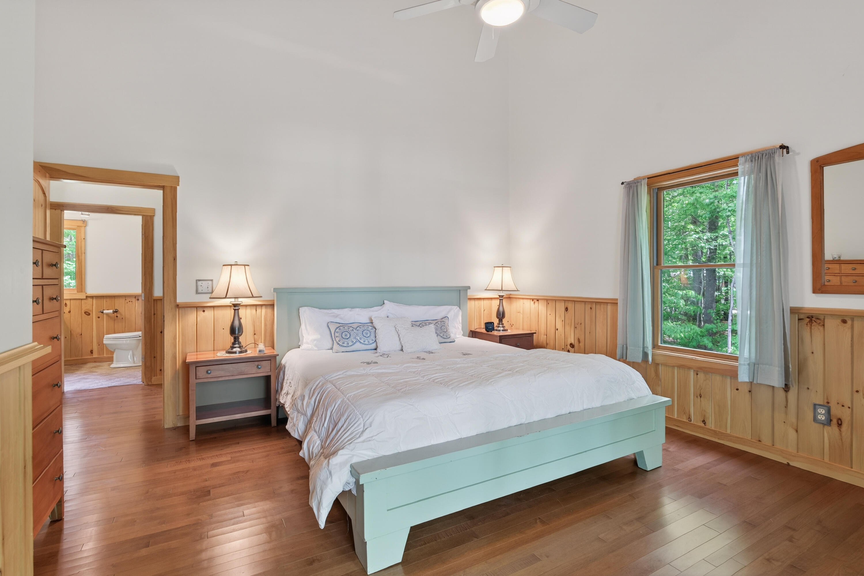 75 Scenic View Drive Naples ME 04055