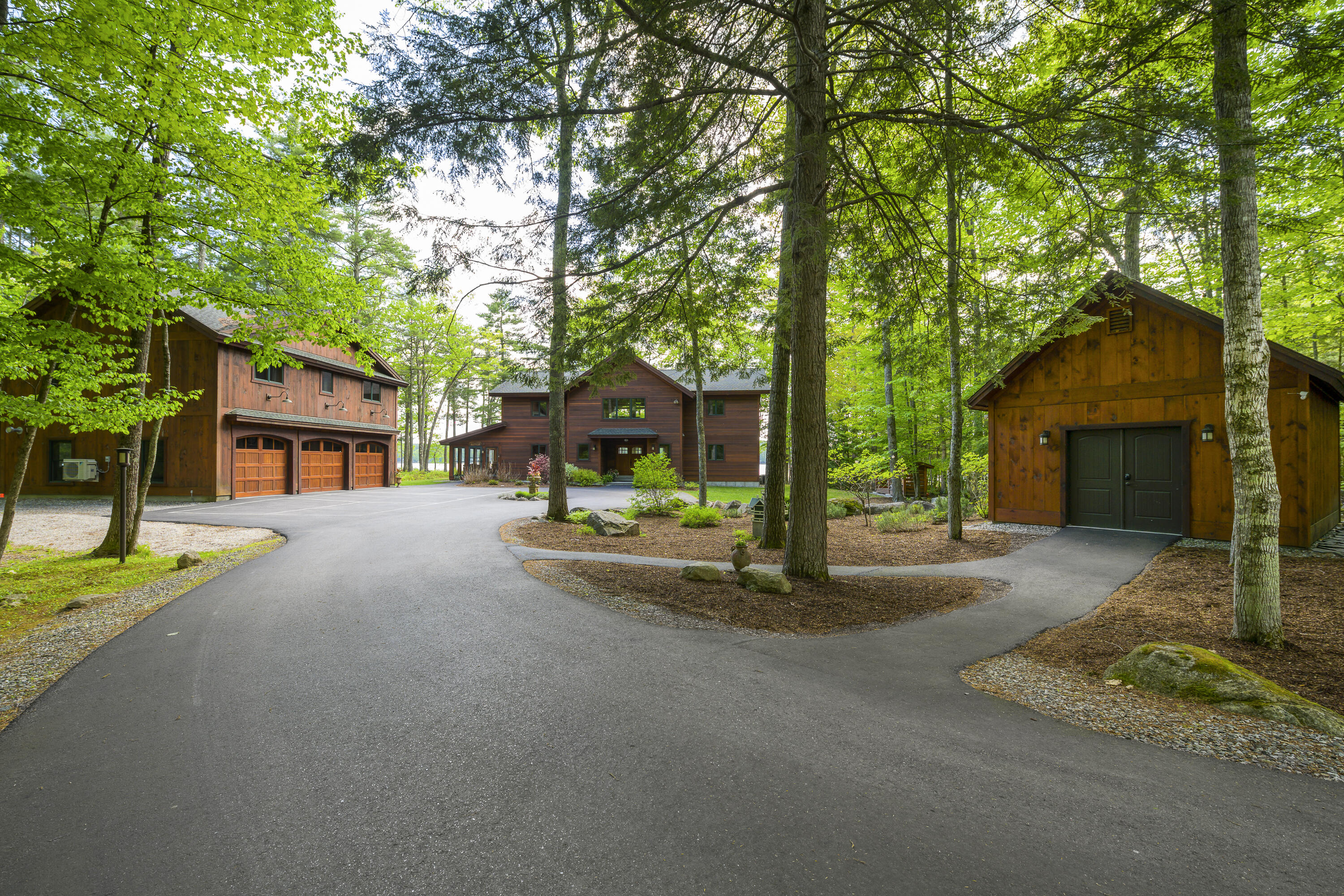 75 Scenic View Drive Naples ME 04055