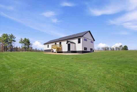 10 Meadow Lane Oxford ME 04270