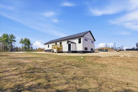 10 Meadow Lane Oxford ME 04270