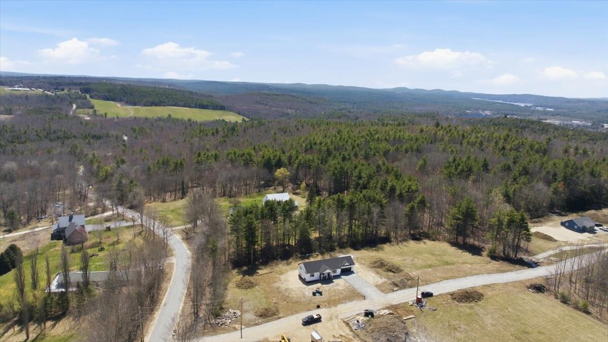 10 Meadow Lane Oxford ME 04270