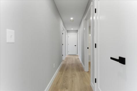 10 Meadow Lane Oxford ME 04270