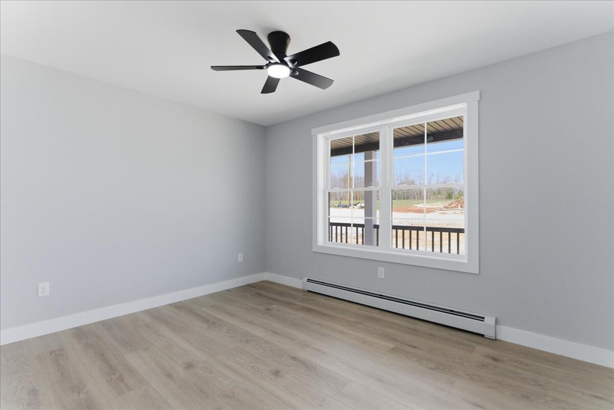 10 Meadow Lane Oxford ME 04270