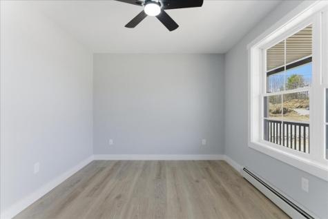 10 Meadow Lane Oxford ME 04270