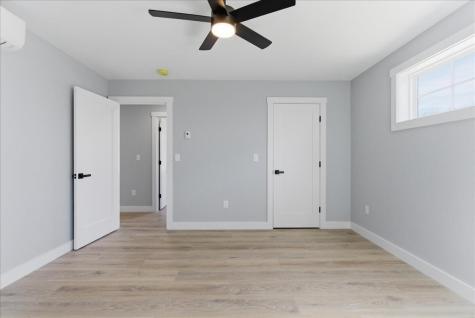10 Meadow Lane Oxford ME 04270