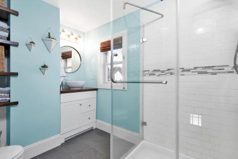 16 Lucas Street Portland ME 04102