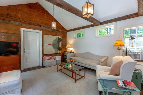 18 Winter Street Topsham ME 04086