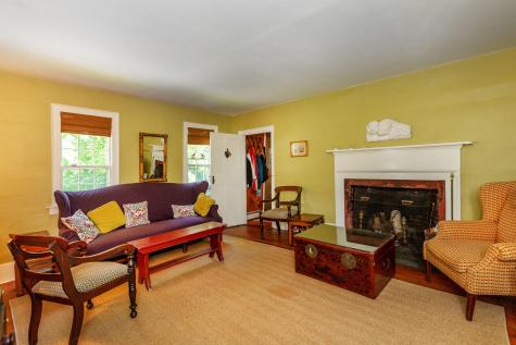 18 Winter Street Topsham ME 04086