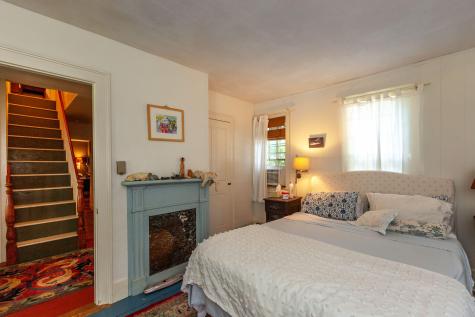18 Winter Street Topsham ME 04086