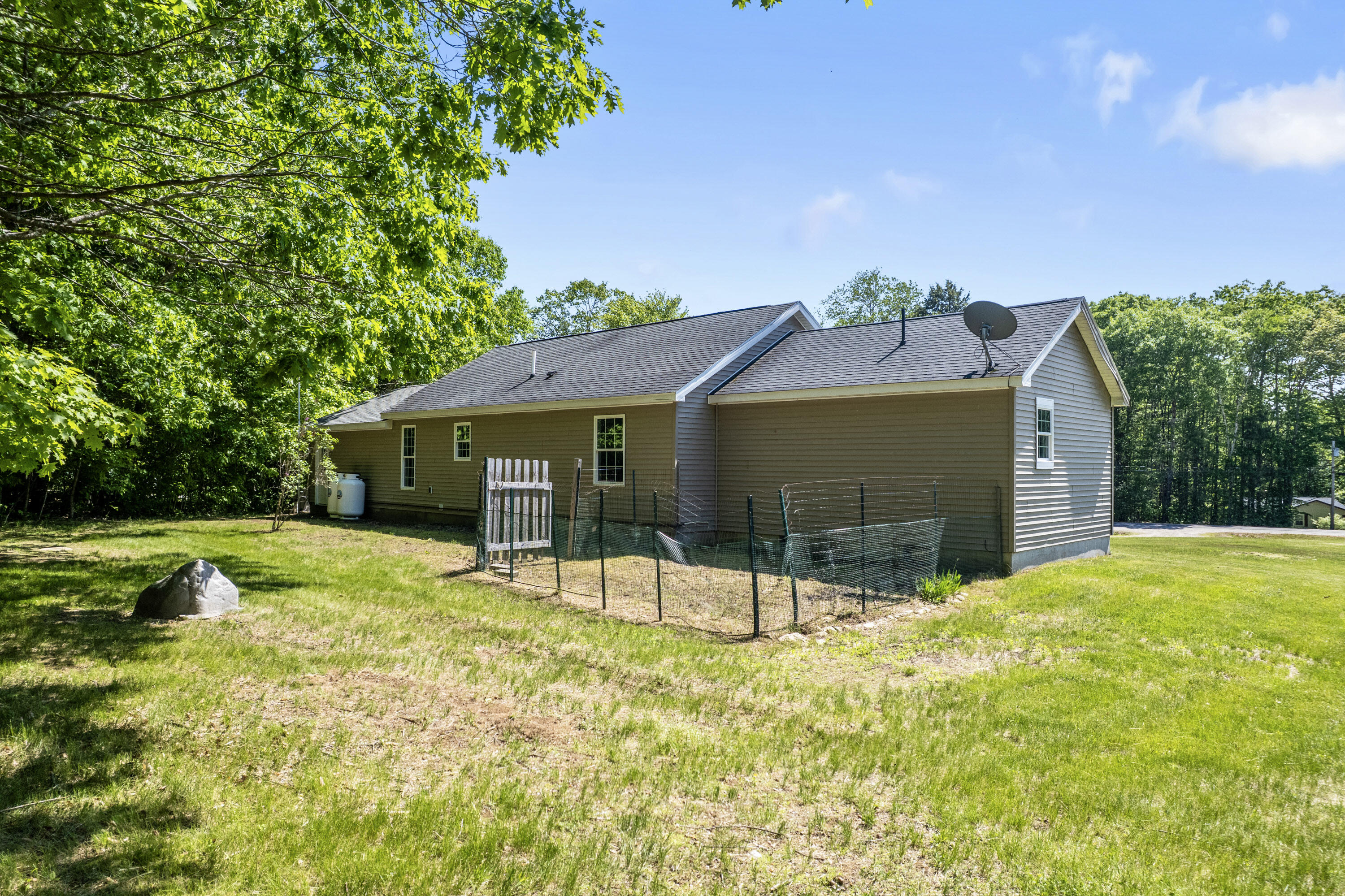 37 Cedar Grove Road Dresden ME 04342