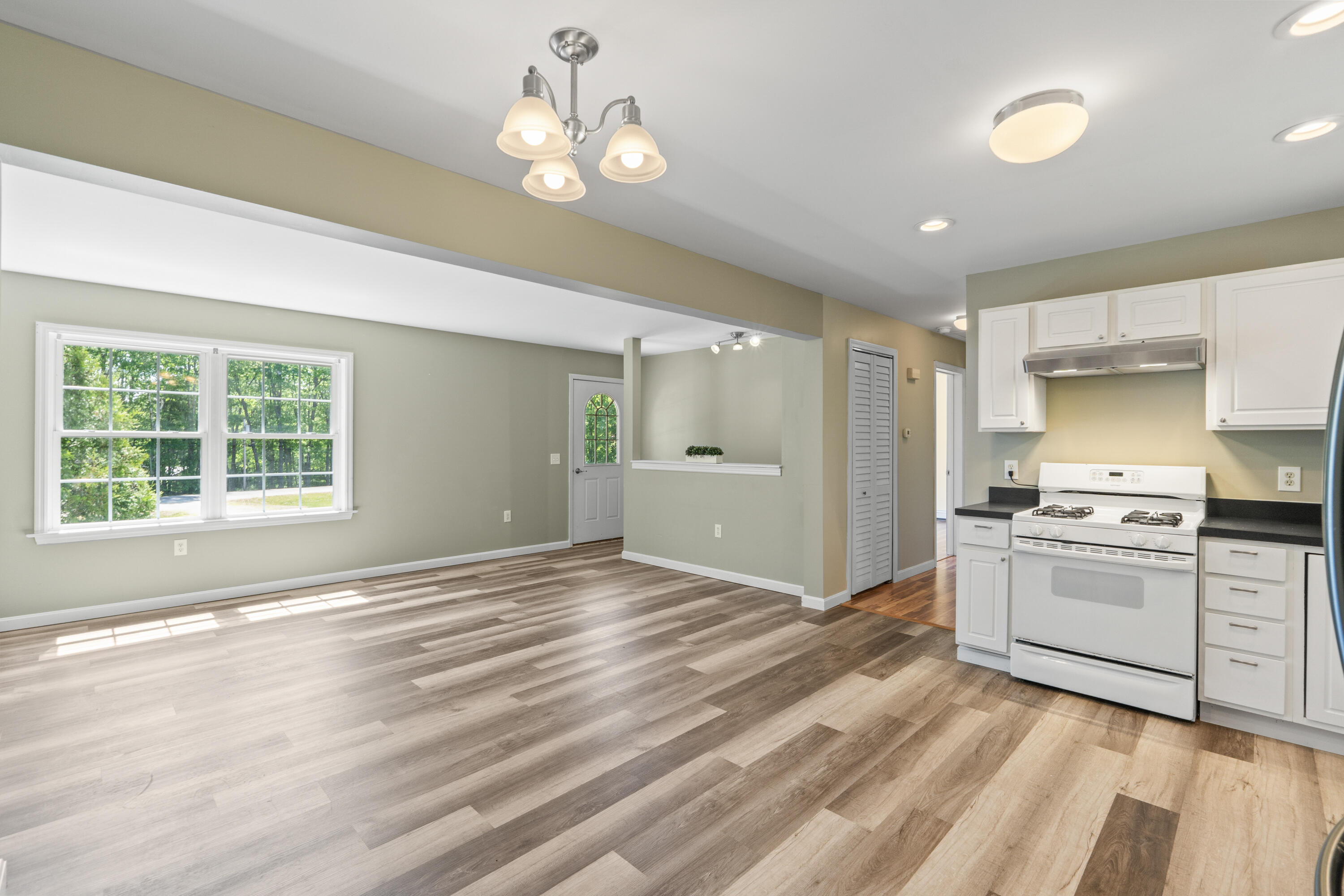 37 Cedar Grove Road Dresden ME 04342