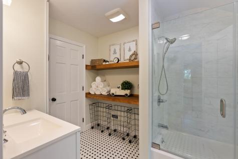 4 Varney Mill Road Windham ME 04062