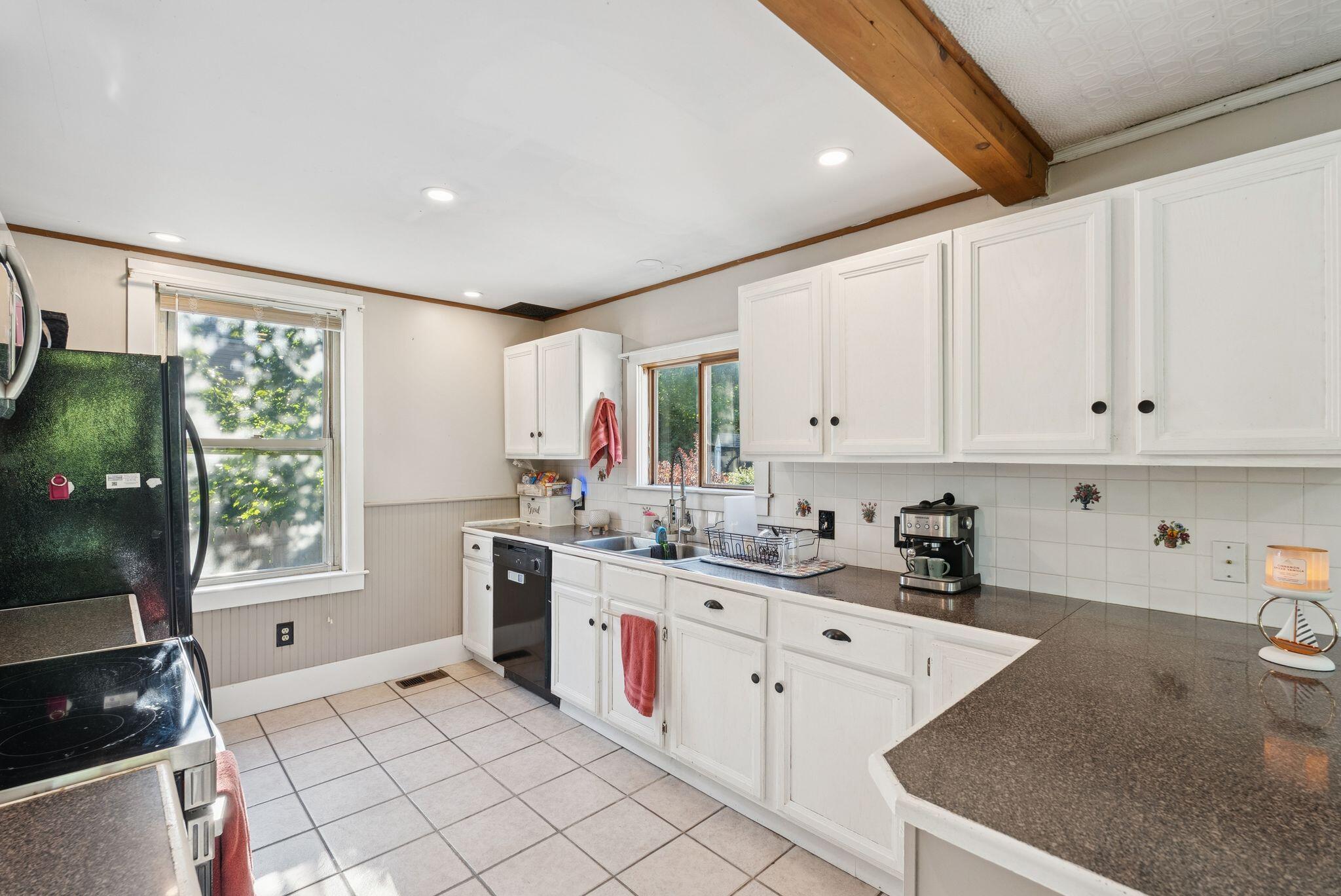 16 Murray Street Augusta ME 04330