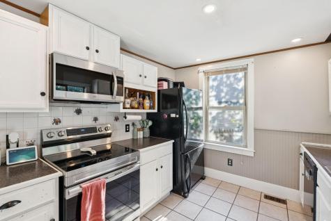 16 Murray Street Augusta ME 04330