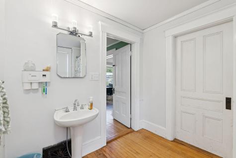 16 Murray Street Augusta ME 04330