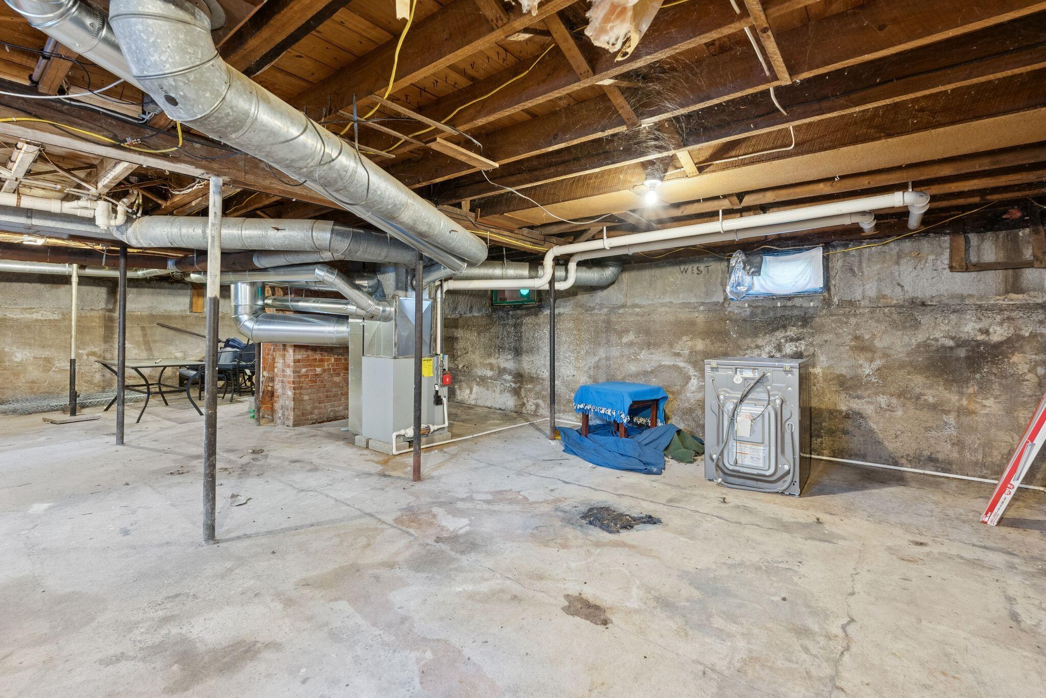 16 Murray Street Augusta ME 04330