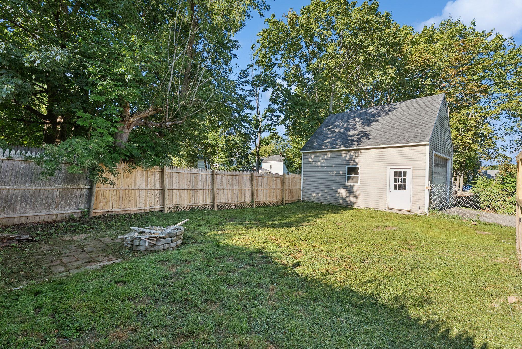 16 Murray Street Augusta ME 04330