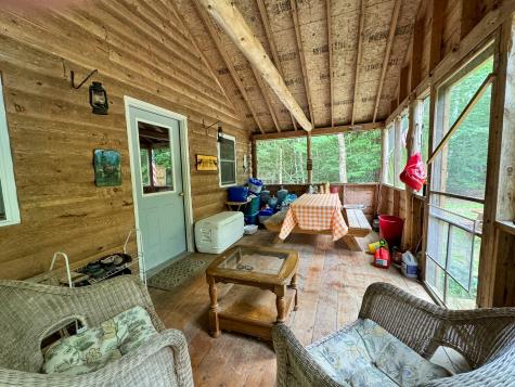 7 Wilderness Way Burlington ME 04417