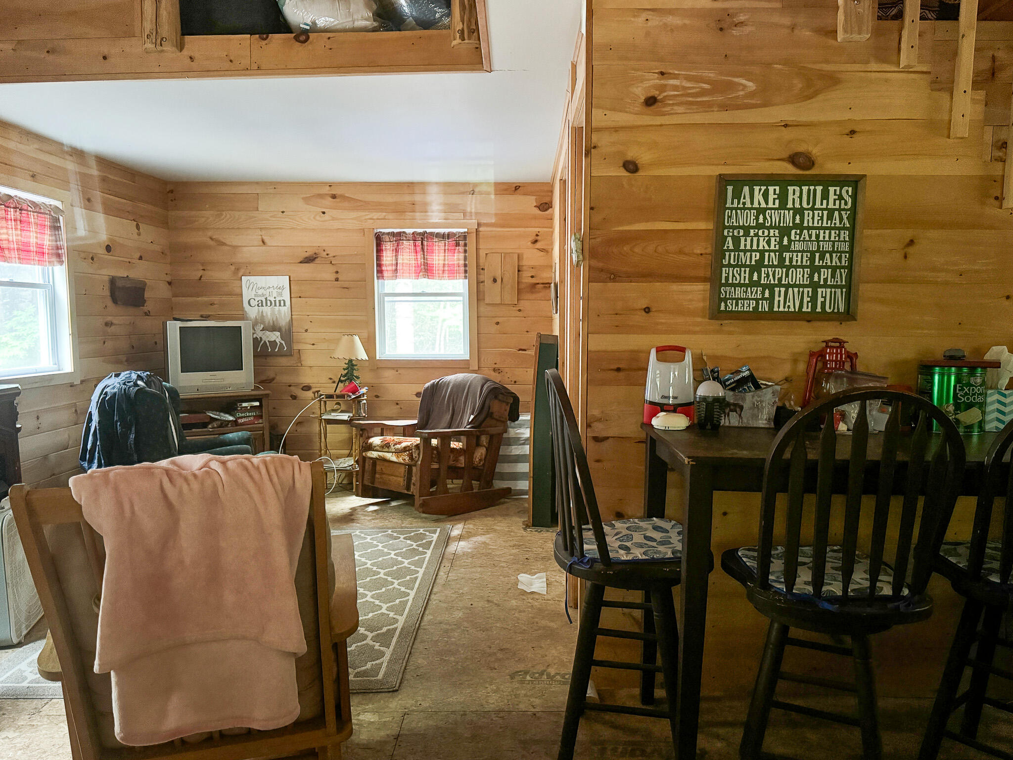 7 Wilderness Way Burlington ME 04417