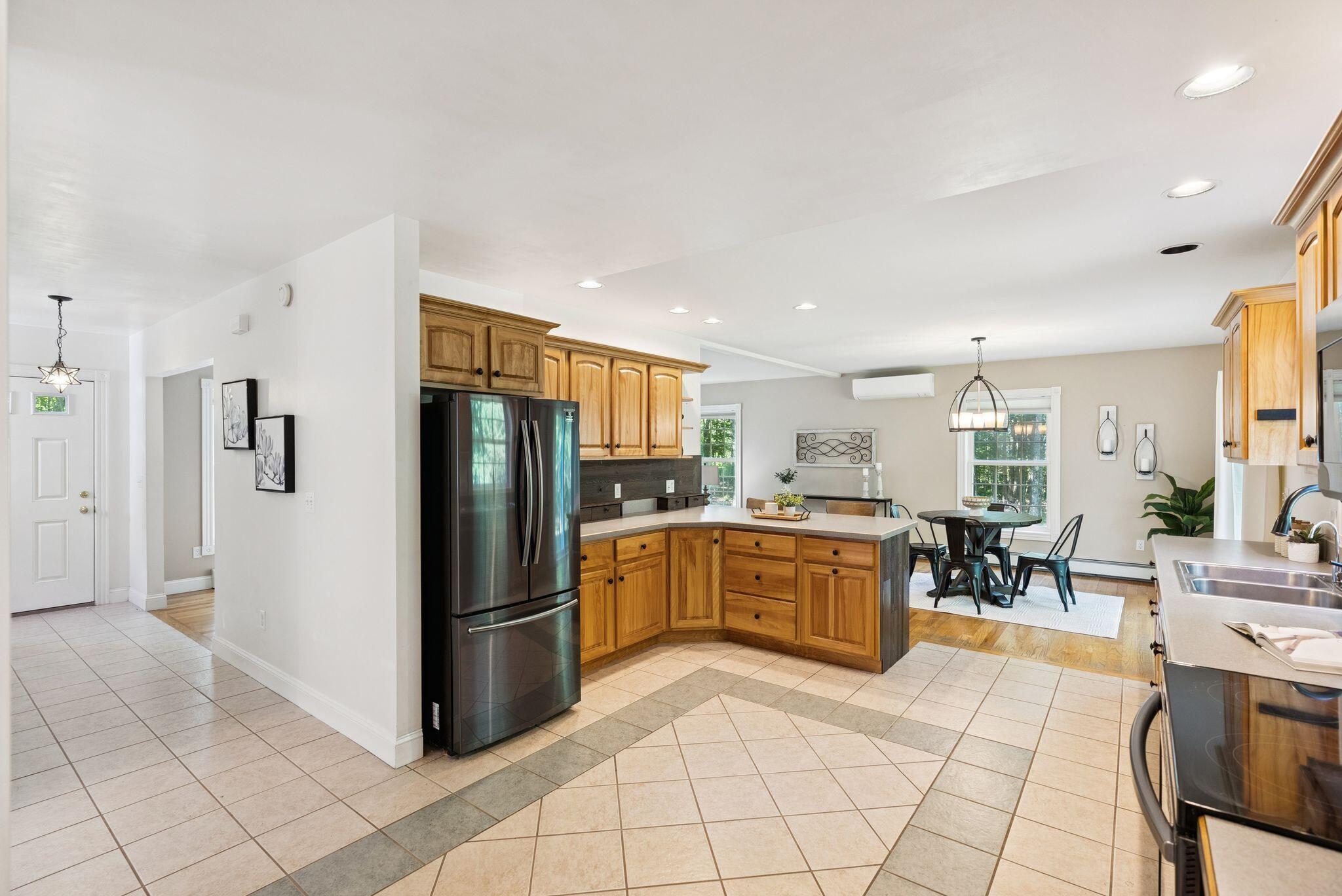 19 Independence Way Falmouth ME 04105