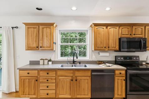 19 Independence Way Falmouth ME 04105