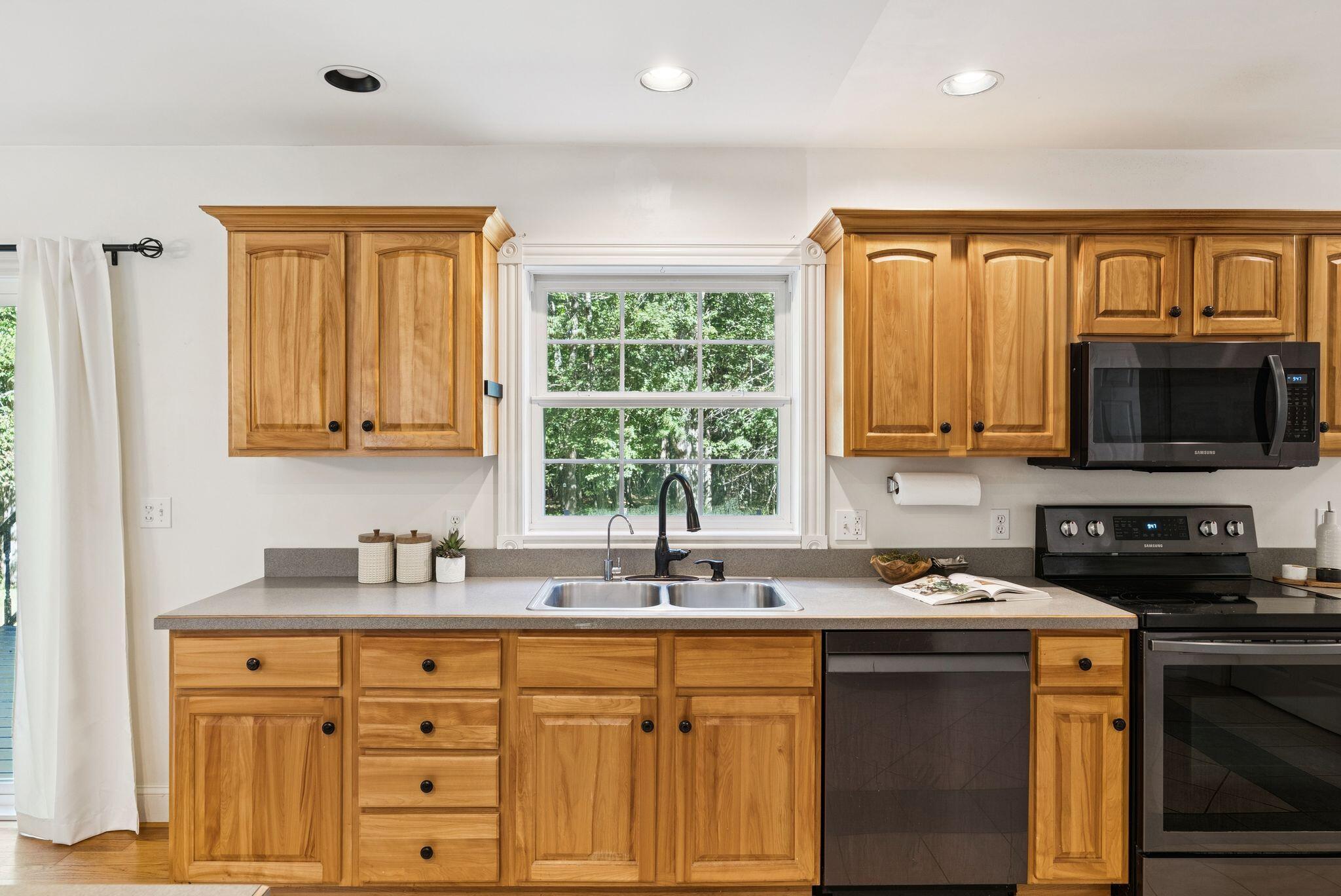 19 Independence Way Falmouth ME 04105