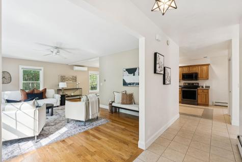 19 Independence Way Falmouth ME 04105