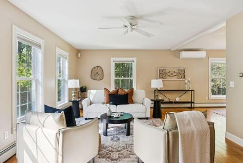 19 Independence Way Falmouth ME 04105